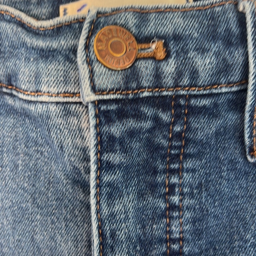 Madewell High Rise Taper Leg Jeans. Size 27 - Picture 5 of 11